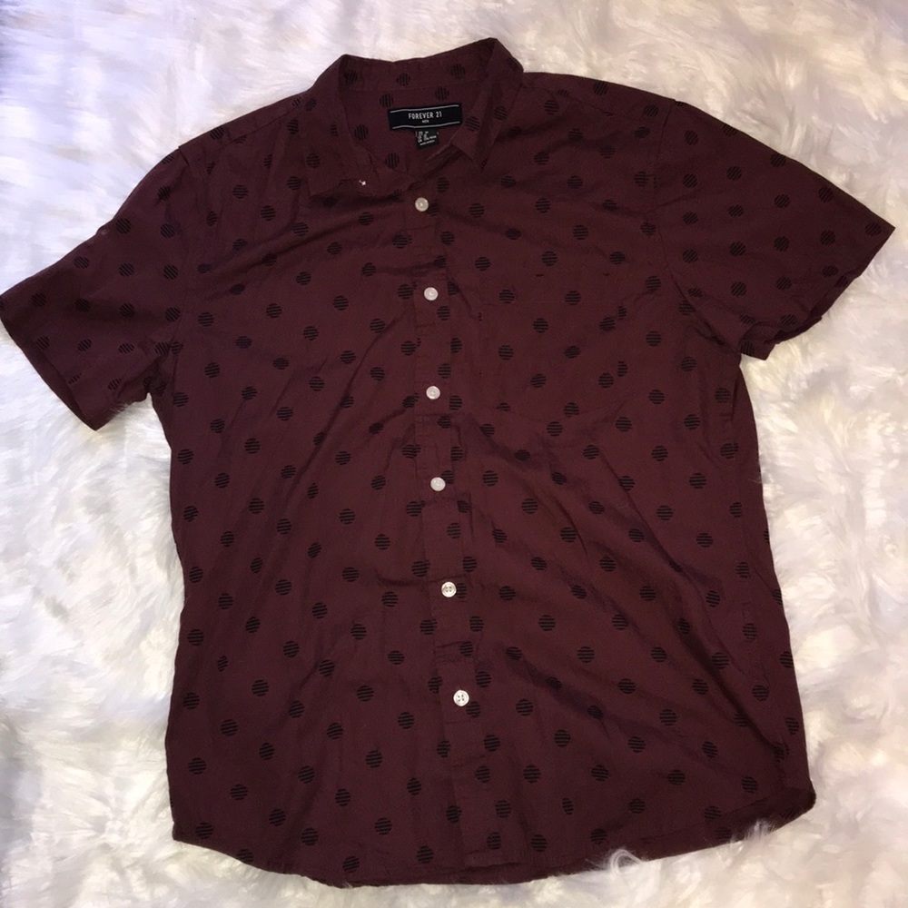 Short sleeve button down